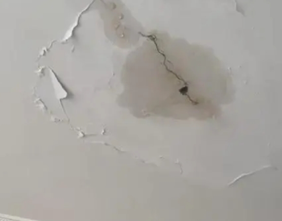 新北阳台漏水维修公司分享下屋面防水工程质量问题原因分析